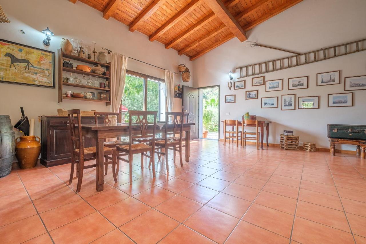 Villa Casa Di Martina Savoca Exterior foto